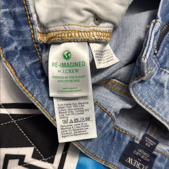 Classic Blue Women's Jeans - Picture 4 of 9